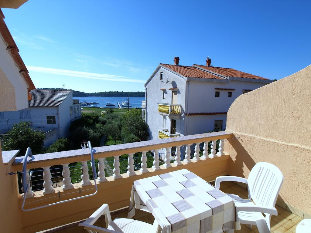 Guest House Sandra Rab Town Zimmer foto